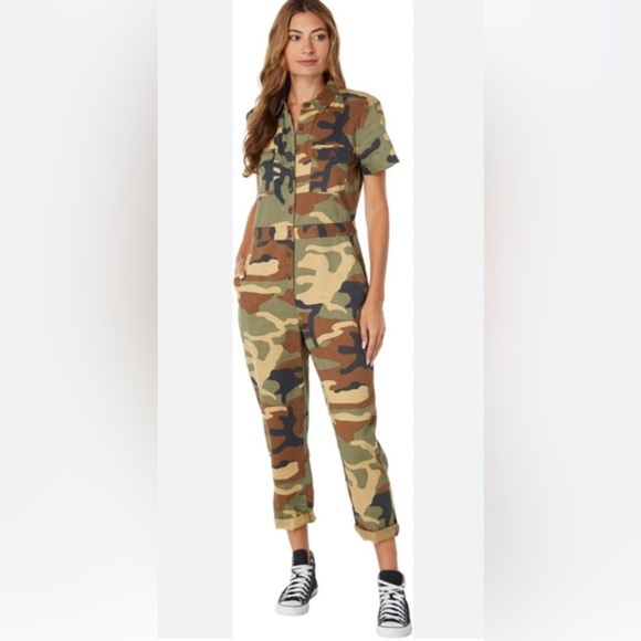 Outerknown army camo S.E.A. short sleeve overalls jumpsuit size medium‎ new - Picture 1 of 5